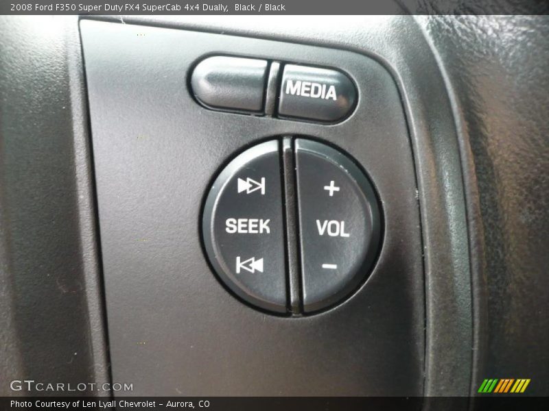 Controls of 2008 F350 Super Duty FX4 SuperCab 4x4 Dually