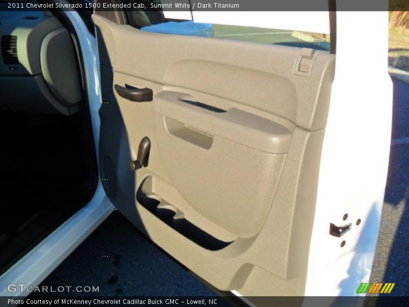 Summit White / Dark Titanium 2011 Chevrolet Silverado 1500 Extended Cab