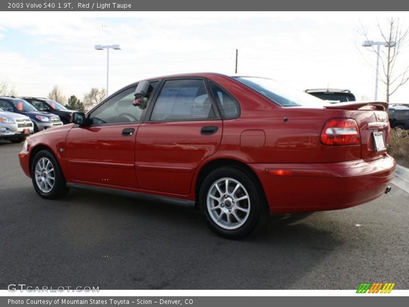 Red / Light Taupe 2003 Volvo S40 1.9T