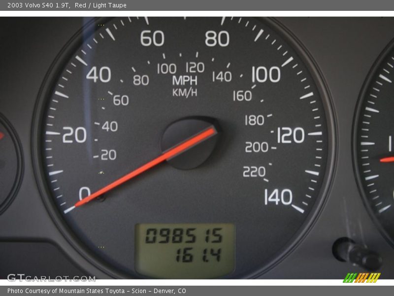 Red / Light Taupe 2003 Volvo S40 1.9T