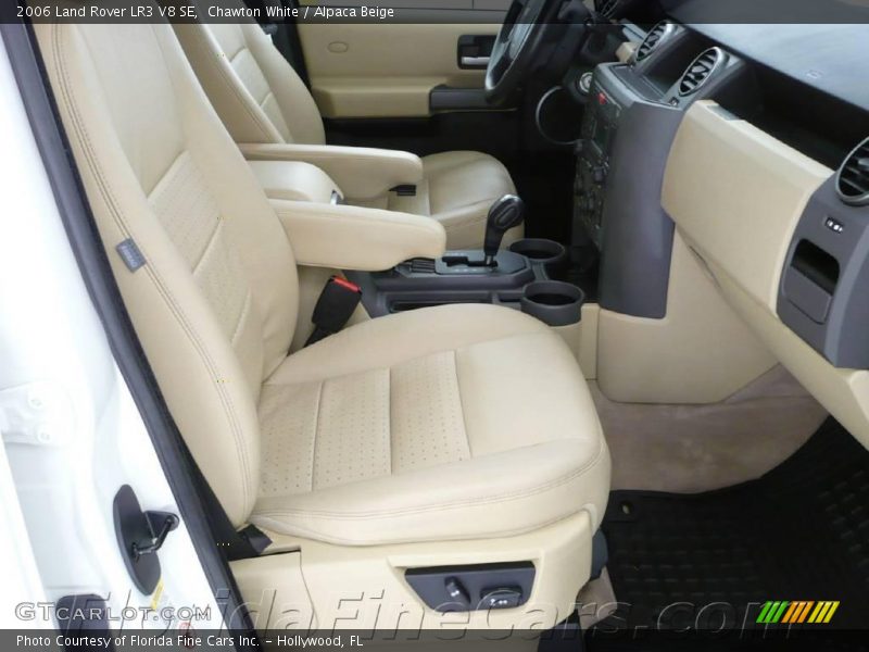 Chawton White / Alpaca Beige 2006 Land Rover LR3 V8 SE