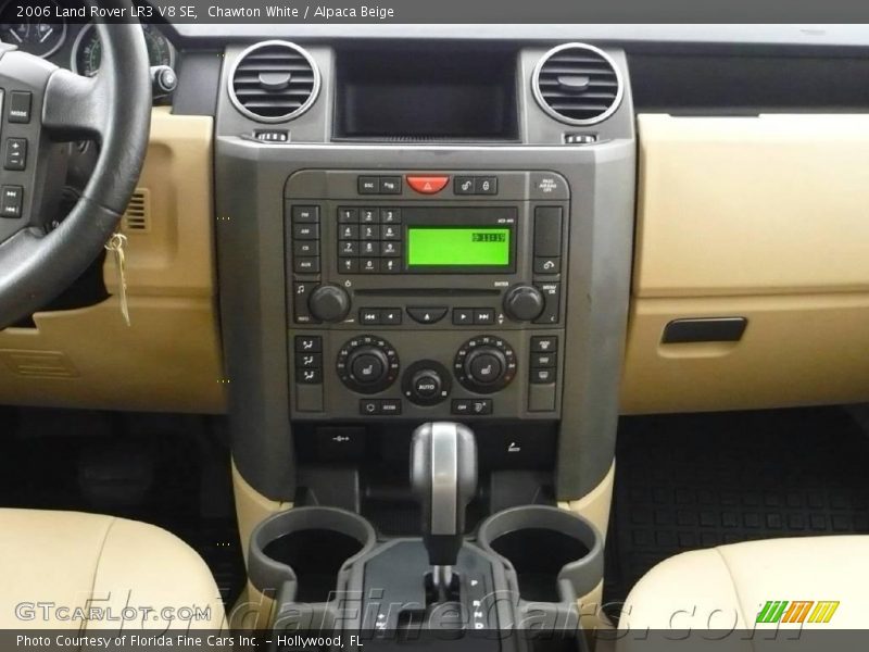 Chawton White / Alpaca Beige 2006 Land Rover LR3 V8 SE