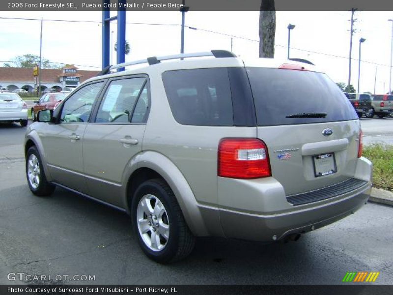 Pueblo Gold Metallic / Pebble Beige 2006 Ford Freestyle SEL