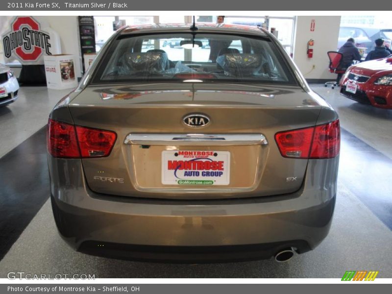 Titanium Silver / Black 2011 Kia Forte SX