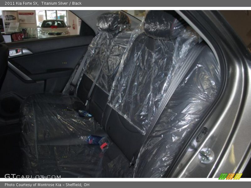 Titanium Silver / Black 2011 Kia Forte SX