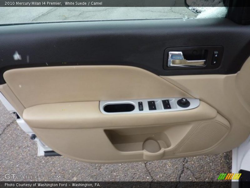 Door Panel of 2010 Milan I4 Premier