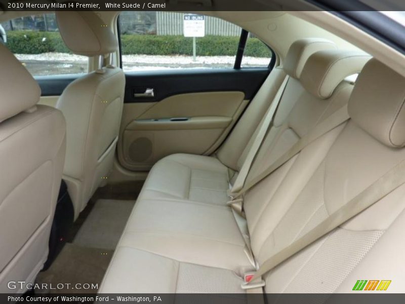  2010 Milan I4 Premier Camel Interior