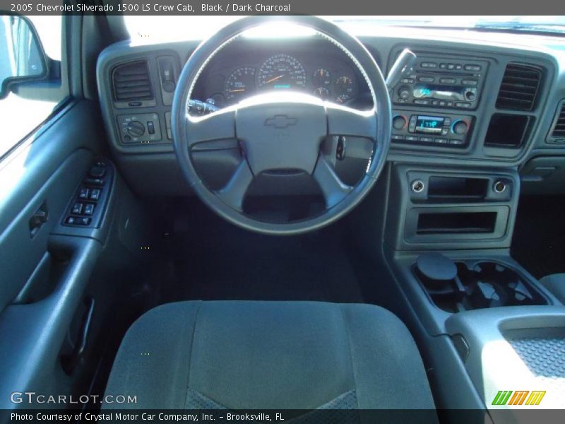 Black / Dark Charcoal 2005 Chevrolet Silverado 1500 LS Crew Cab