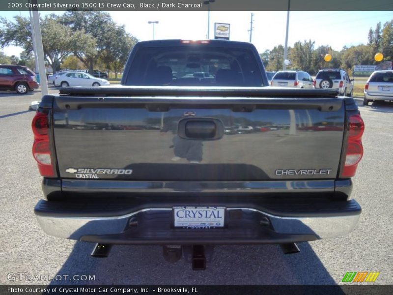 Black / Dark Charcoal 2005 Chevrolet Silverado 1500 LS Crew Cab