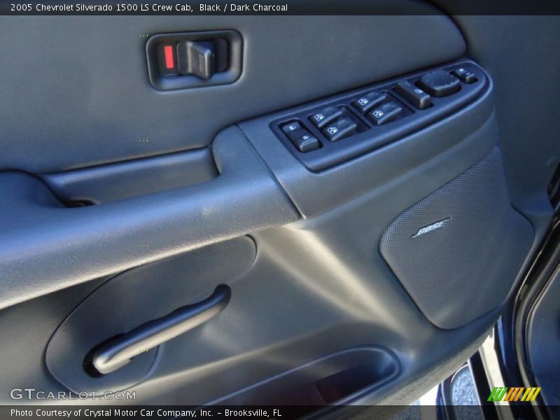 Black / Dark Charcoal 2005 Chevrolet Silverado 1500 LS Crew Cab
