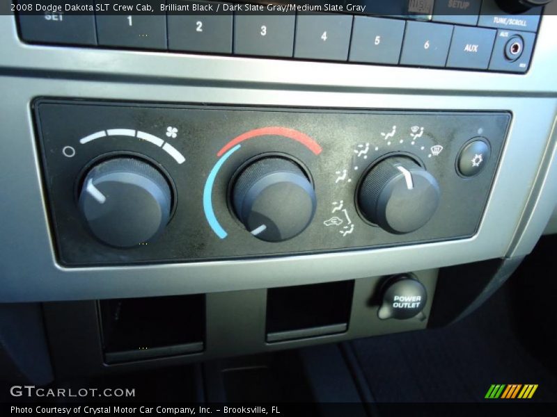 Controls of 2008 Dakota SLT Crew Cab