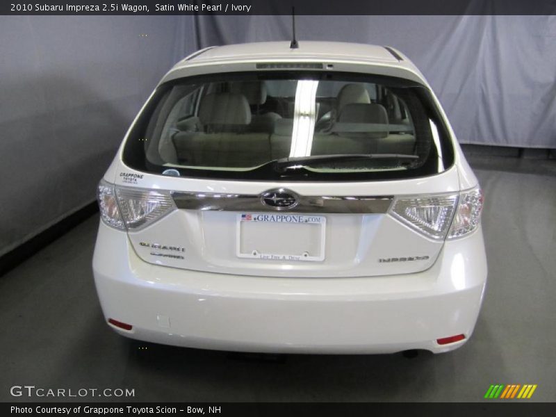 Satin White Pearl / Ivory 2010 Subaru Impreza 2.5i Wagon