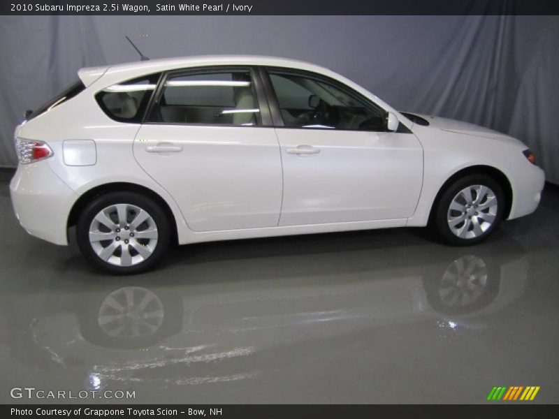 Satin White Pearl / Ivory 2010 Subaru Impreza 2.5i Wagon