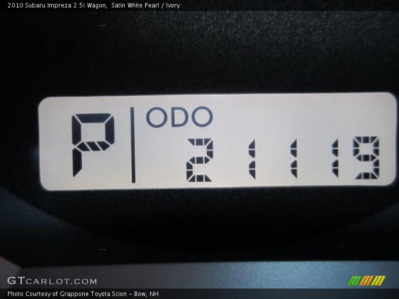 Satin White Pearl / Ivory 2010 Subaru Impreza 2.5i Wagon