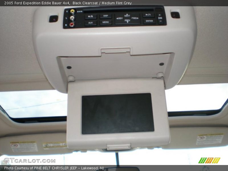 Black Clearcoat / Medium Flint Grey 2005 Ford Expedition Eddie Bauer 4x4