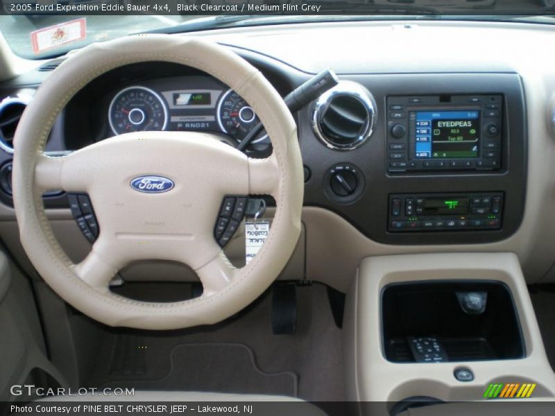 Black Clearcoat / Medium Flint Grey 2005 Ford Expedition Eddie Bauer 4x4