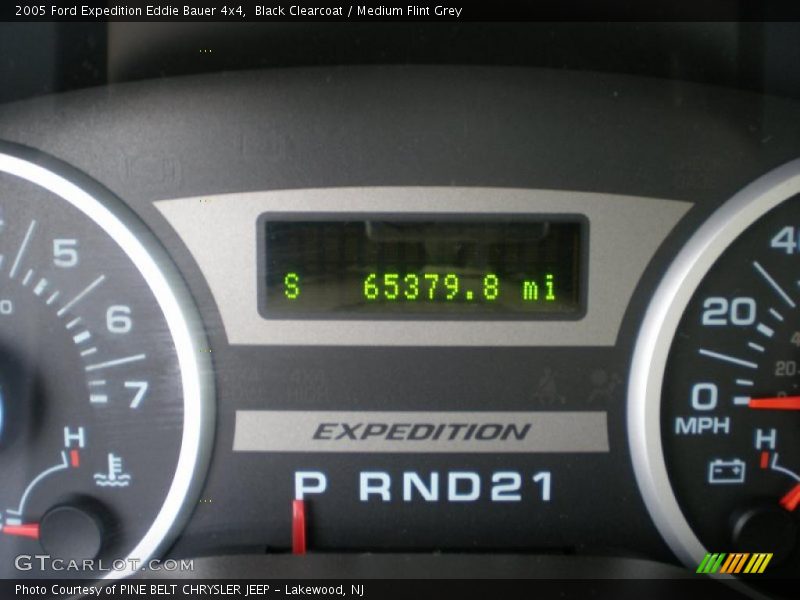 Black Clearcoat / Medium Flint Grey 2005 Ford Expedition Eddie Bauer 4x4
