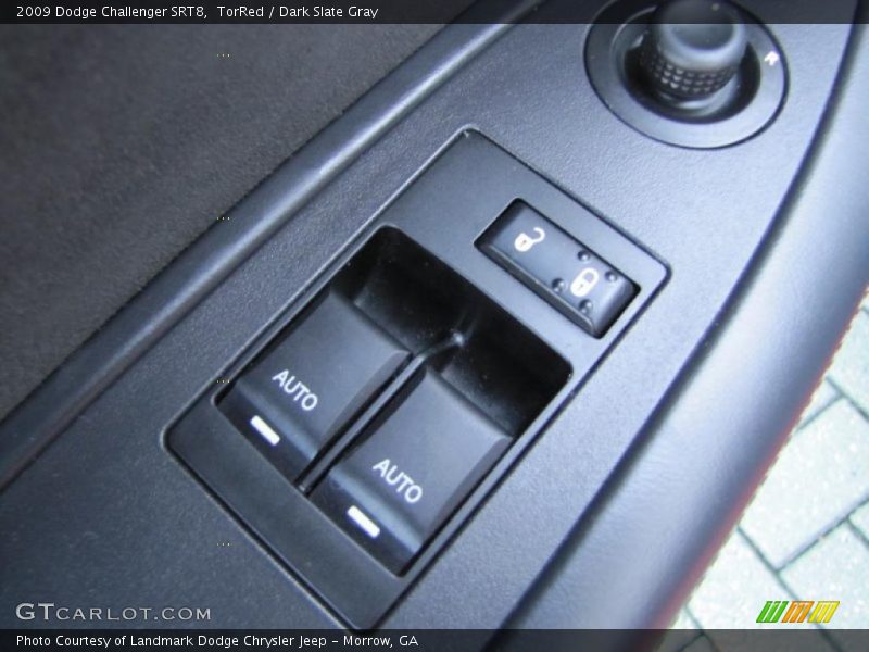 TorRed / Dark Slate Gray 2009 Dodge Challenger SRT8
