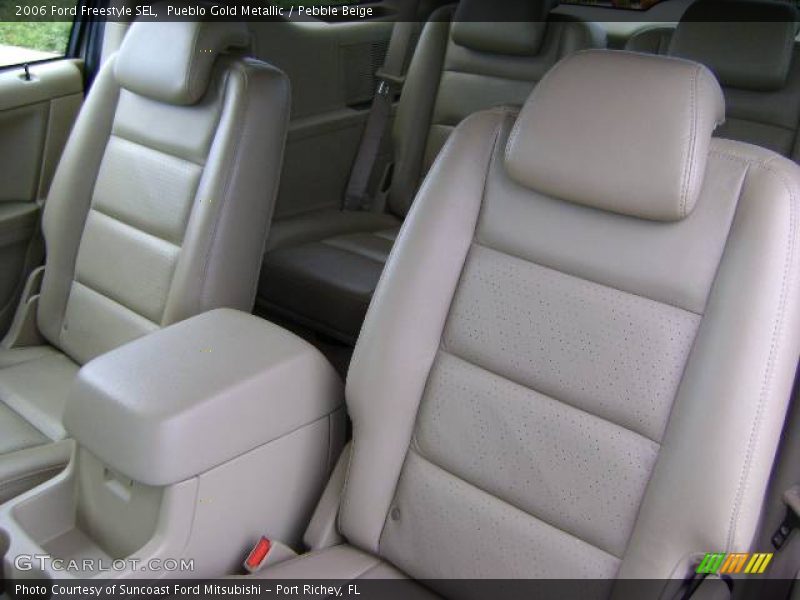 Pueblo Gold Metallic / Pebble Beige 2006 Ford Freestyle SEL