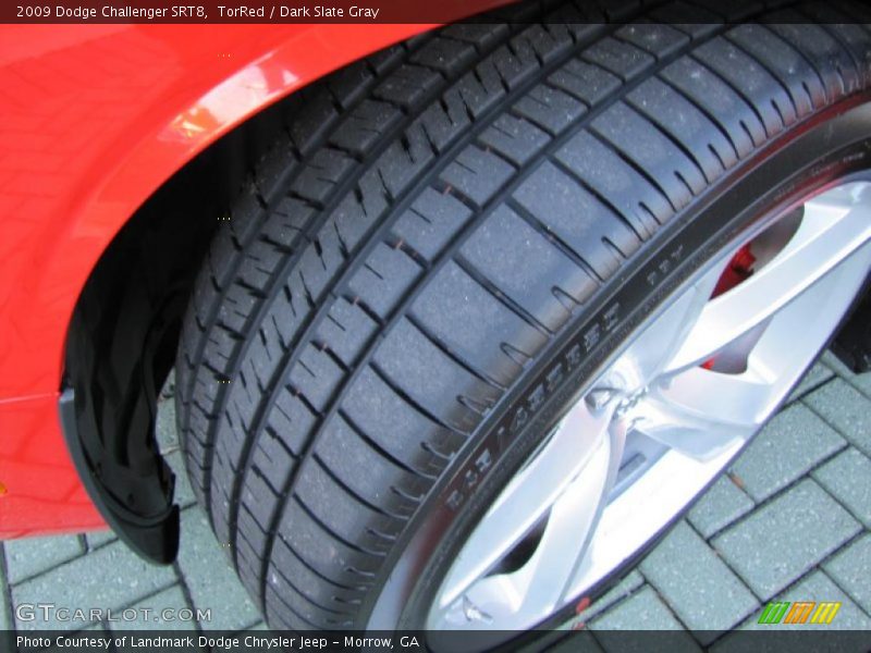 TorRed / Dark Slate Gray 2009 Dodge Challenger SRT8