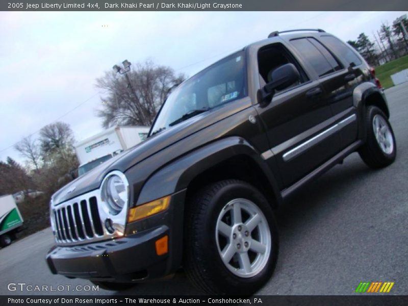 Dark Khaki Pearl / Dark Khaki/Light Graystone 2005 Jeep Liberty Limited 4x4