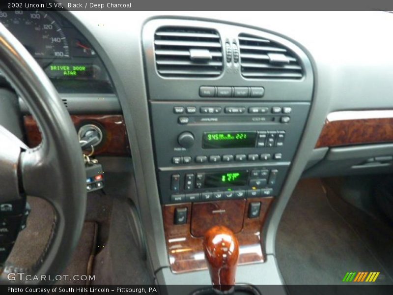 Black / Deep Charcoal 2002 Lincoln LS V8