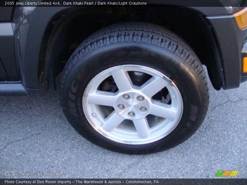 Dark Khaki Pearl / Dark Khaki/Light Graystone 2005 Jeep Liberty Limited 4x4