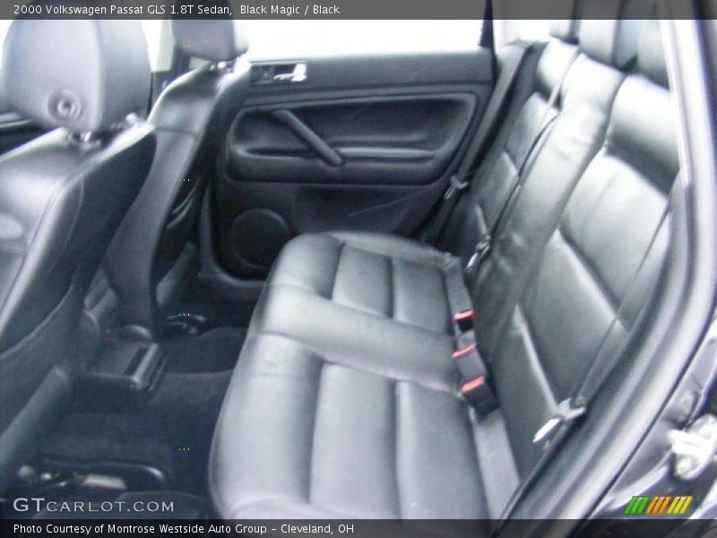 Black Magic / Black 2000 Volkswagen Passat GLS 1.8T Sedan