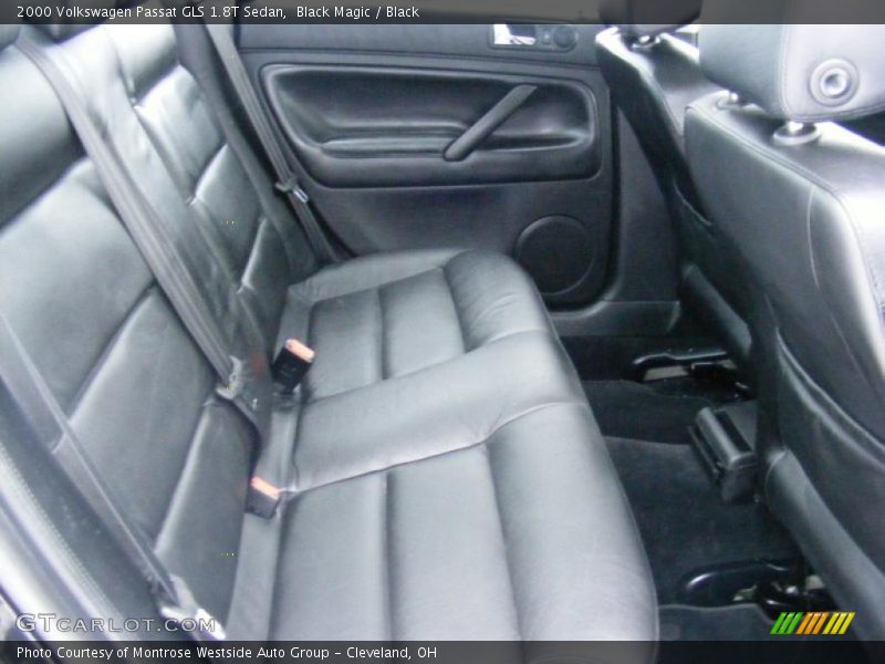 Black Magic / Black 2000 Volkswagen Passat GLS 1.8T Sedan