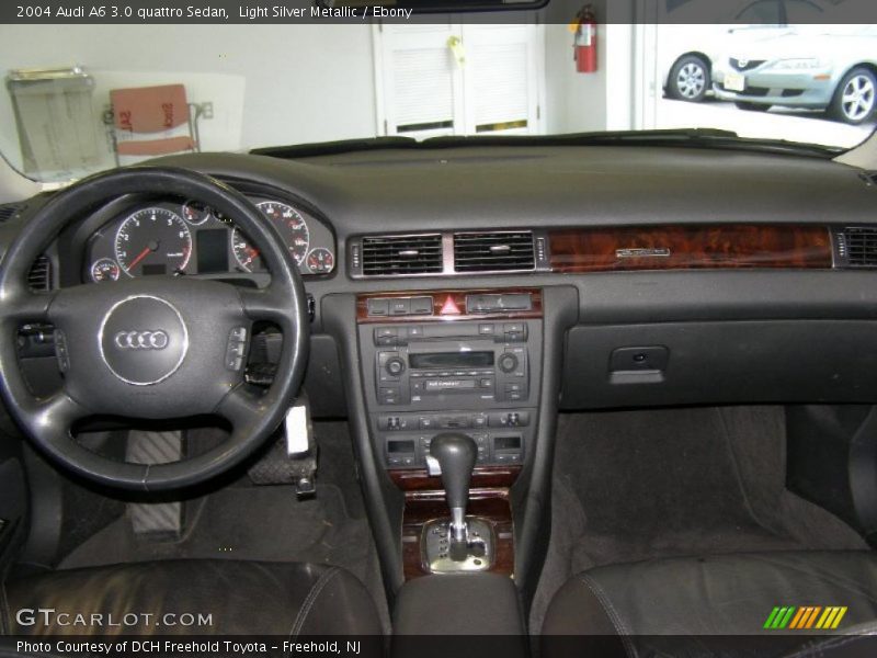 Dashboard of 2004 A6 3.0 quattro Sedan