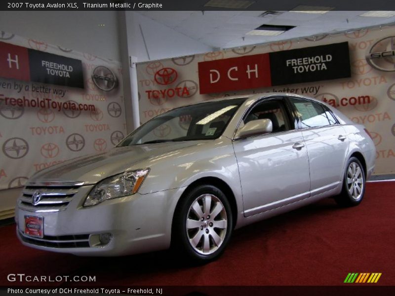 Titanium Metallic / Graphite 2007 Toyota Avalon XLS