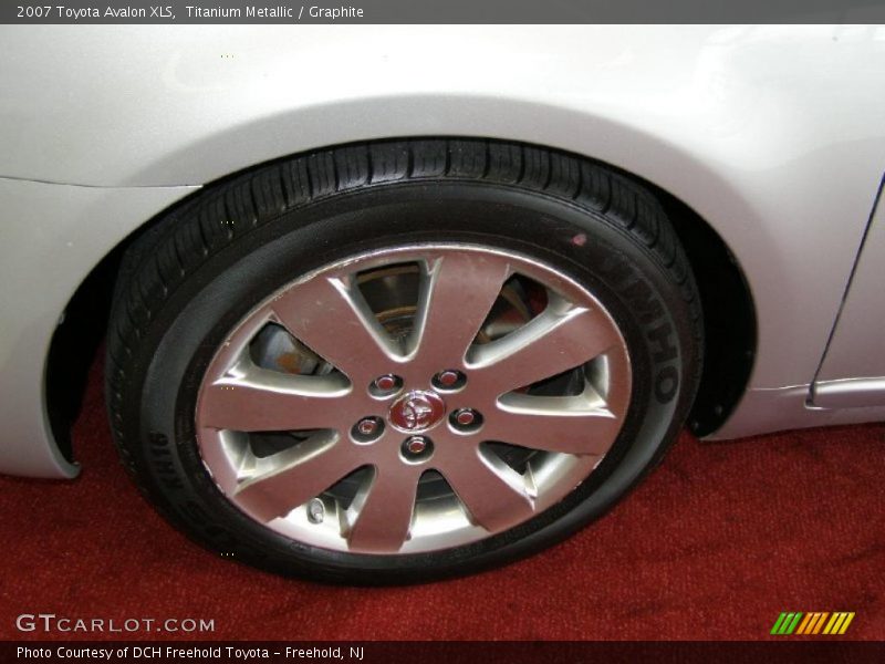 Titanium Metallic / Graphite 2007 Toyota Avalon XLS