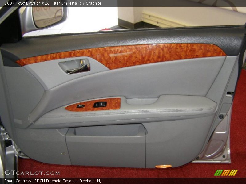 Titanium Metallic / Graphite 2007 Toyota Avalon XLS