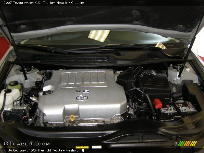 Titanium Metallic / Graphite 2007 Toyota Avalon XLS