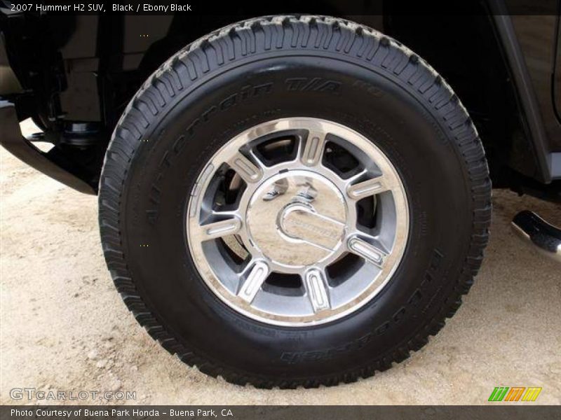  2007 H2 SUV Wheel