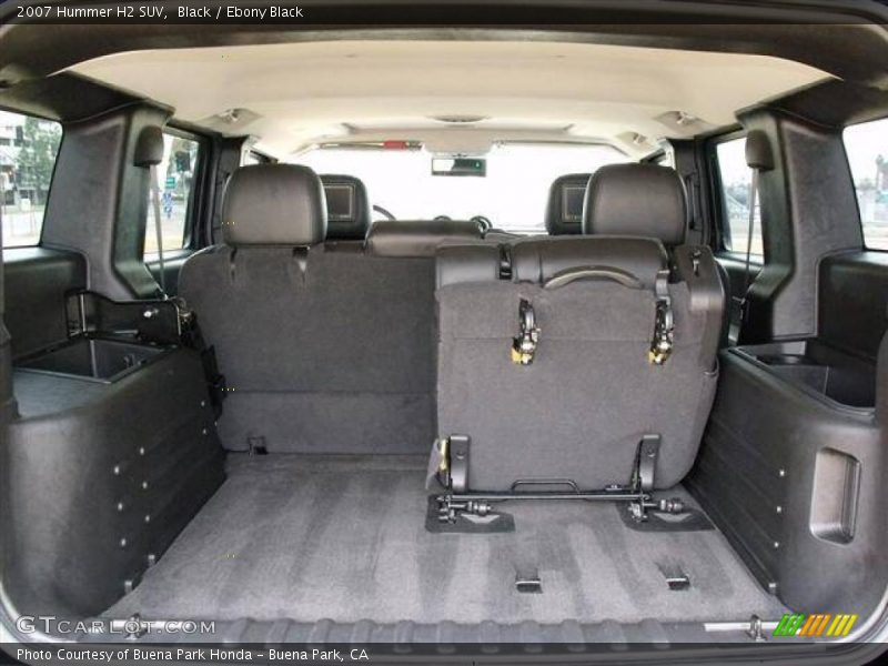  2007 H2 SUV Trunk