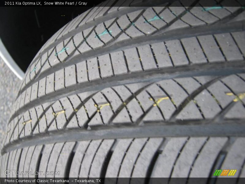 Snow White Pearl / Gray 2011 Kia Optima LX