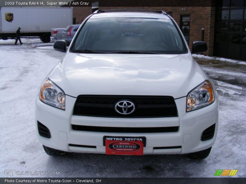 Super White / Ash Gray 2009 Toyota RAV4 I4