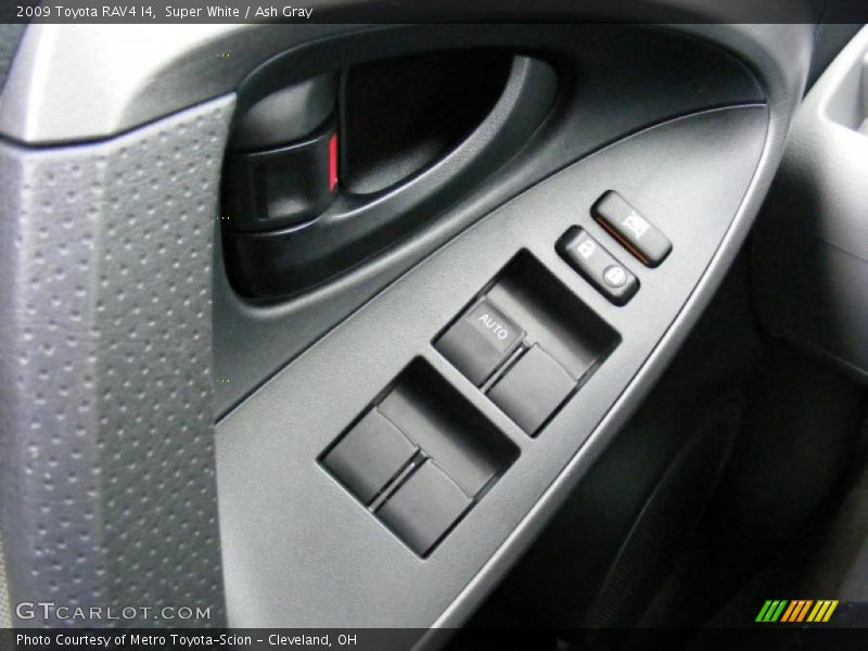 Super White / Ash Gray 2009 Toyota RAV4 I4