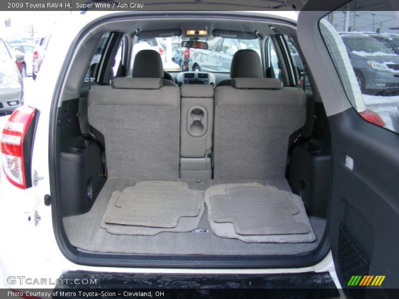 Super White / Ash Gray 2009 Toyota RAV4 I4
