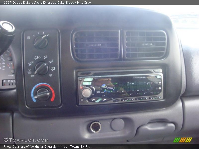 Black / Mist Gray 1997 Dodge Dakota Sport Extended Cab
