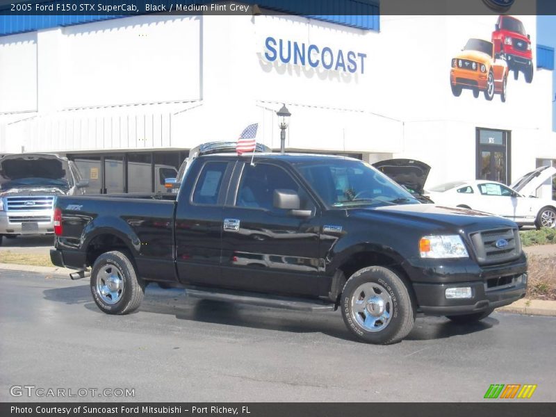 Black / Medium Flint Grey 2005 Ford F150 STX SuperCab