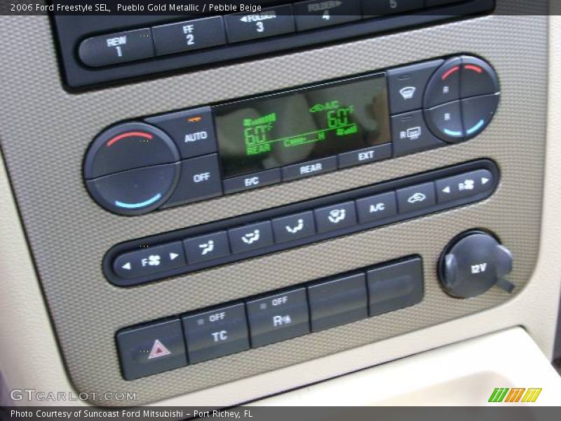 Pueblo Gold Metallic / Pebble Beige 2006 Ford Freestyle SEL