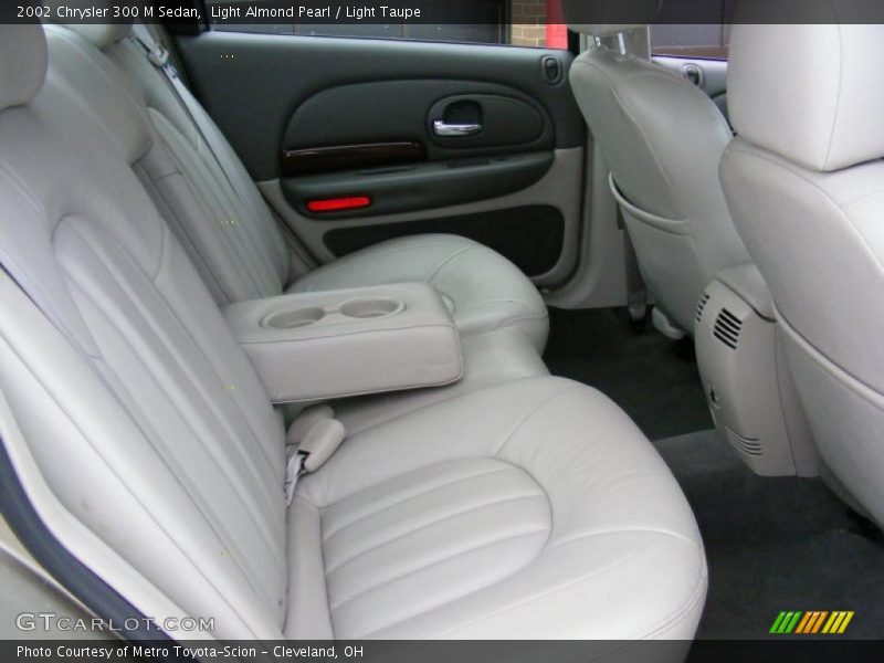 2002 300 M Sedan Light Taupe Interior