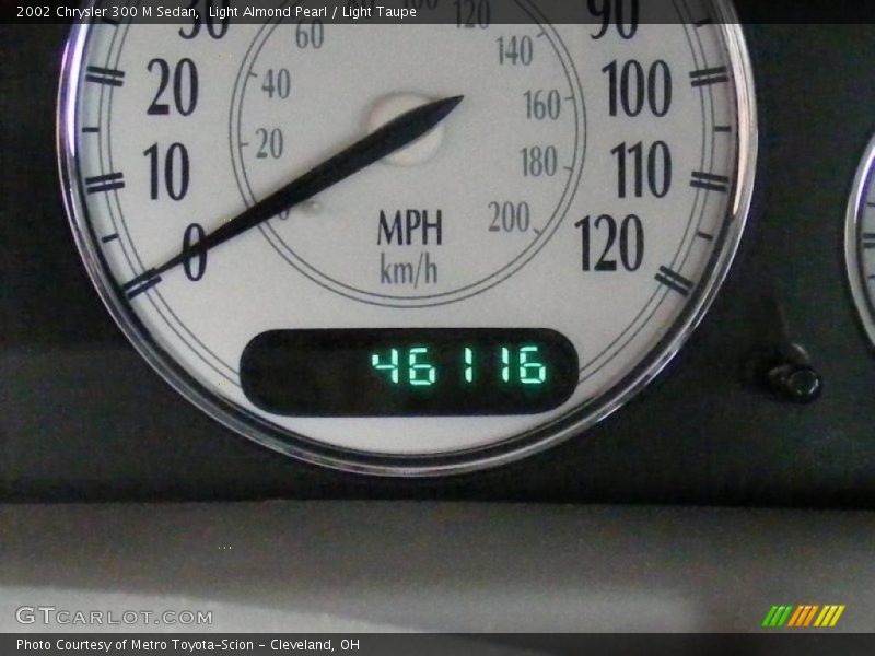 Light Almond Pearl / Light Taupe 2002 Chrysler 300 M Sedan