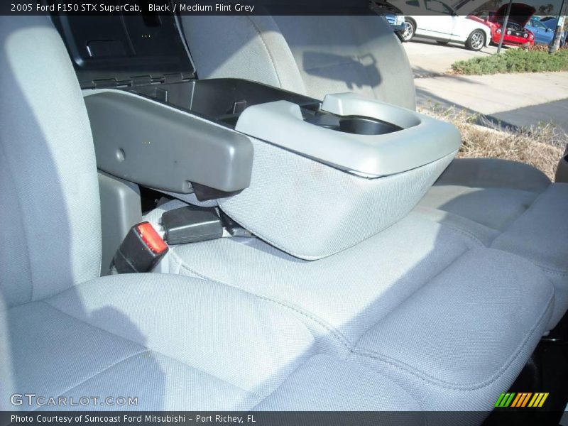 Black / Medium Flint Grey 2005 Ford F150 STX SuperCab