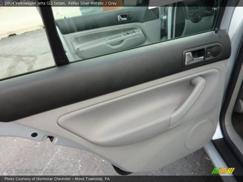 Reflex Silver Metallic / Grey 2004 Volkswagen Jetta GLS Sedan