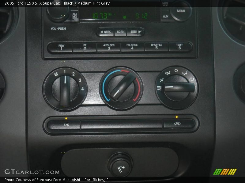 Black / Medium Flint Grey 2005 Ford F150 STX SuperCab