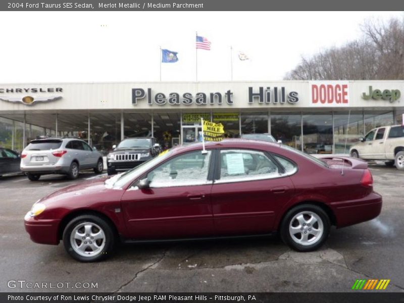 Merlot Metallic / Medium Parchment 2004 Ford Taurus SES Sedan