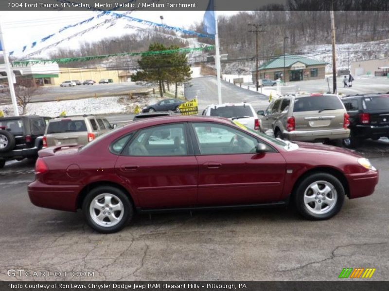 Merlot Metallic / Medium Parchment 2004 Ford Taurus SES Sedan